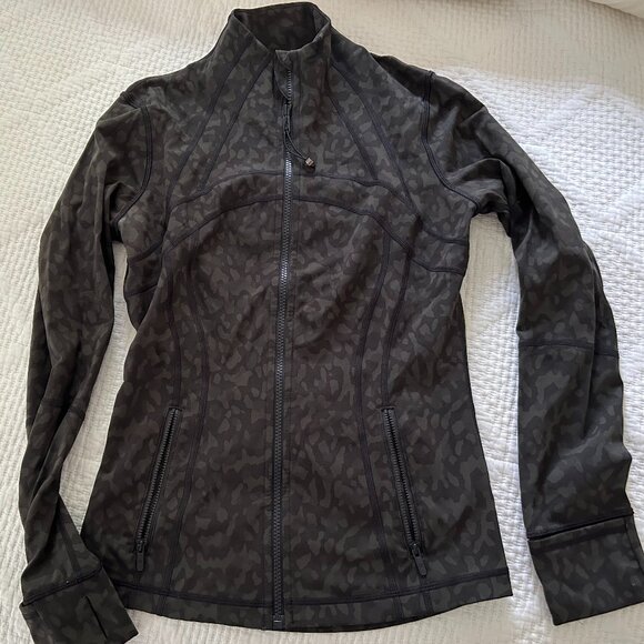 Lululemon Define Jacket Size 8 - Picture 2 of 3